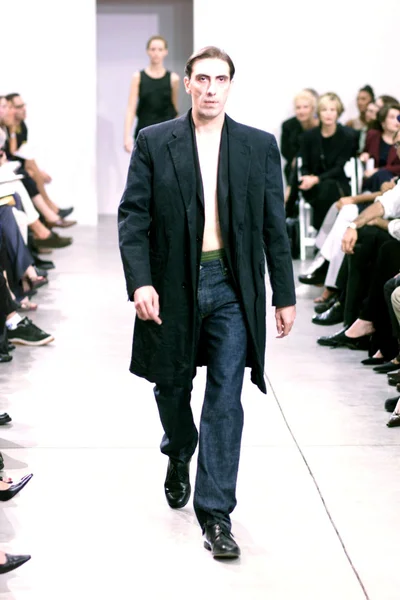 Look 4
